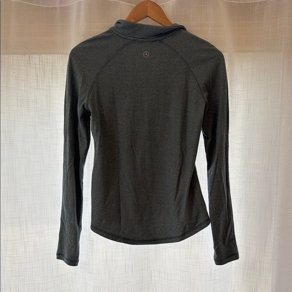 Avalanche Women's Quarter-Zip Top - Picture 3 of 5